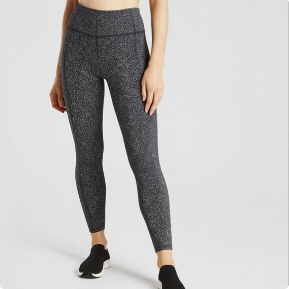 Athleta Pants - ATHLETA Lightening Static black 7/8 Tights leggings pockets womens Size Medium